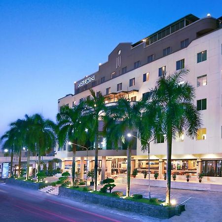 Aston Karimun City Hotel Tanjung Balai Karimun Buitenkant foto