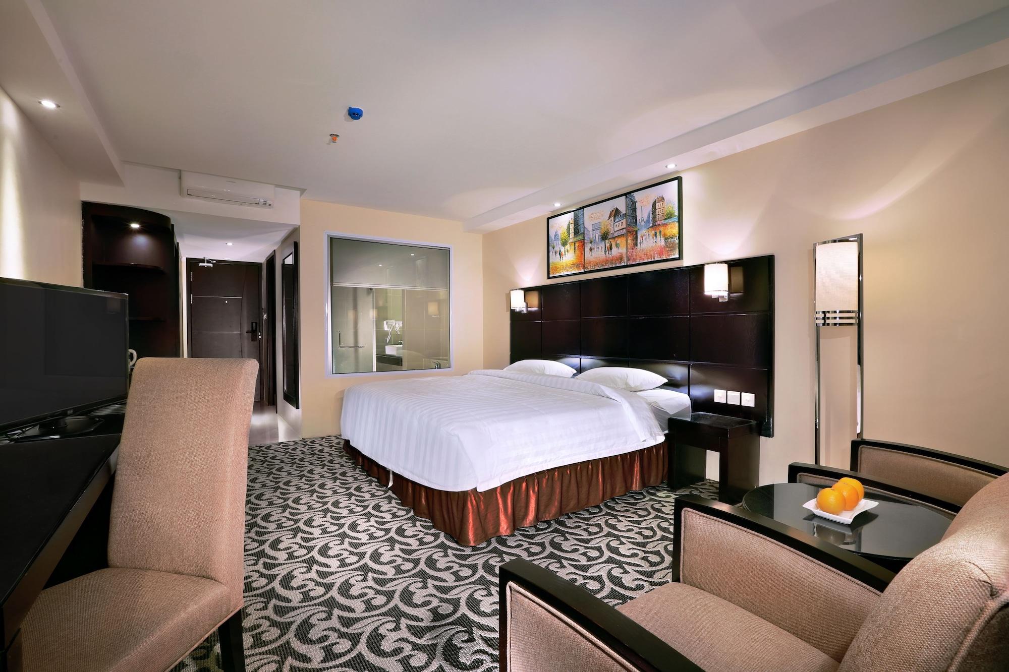 Aston Karimun City Hotel Tanjung Balai Karimun Buitenkant foto
