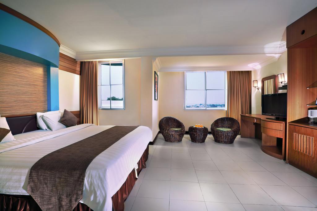 Aston Karimun City Hotel Tanjung Balai Karimun Buitenkant foto