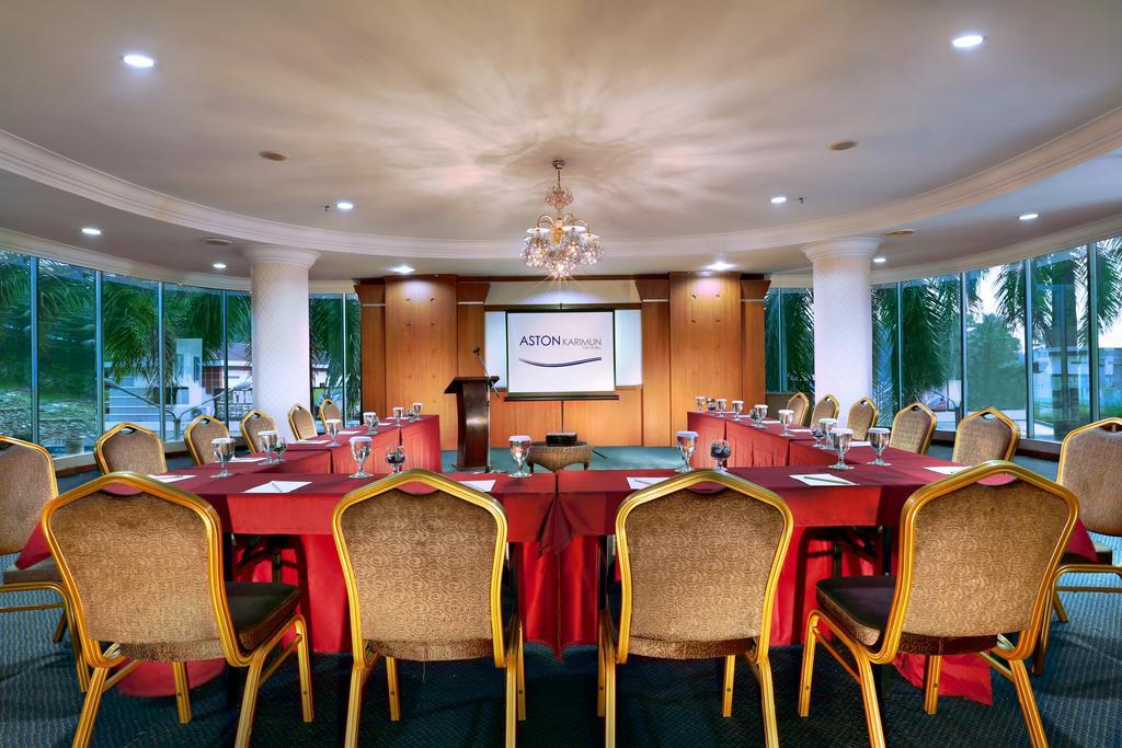 Aston Karimun City Hotel Tanjung Balai Karimun Buitenkant foto