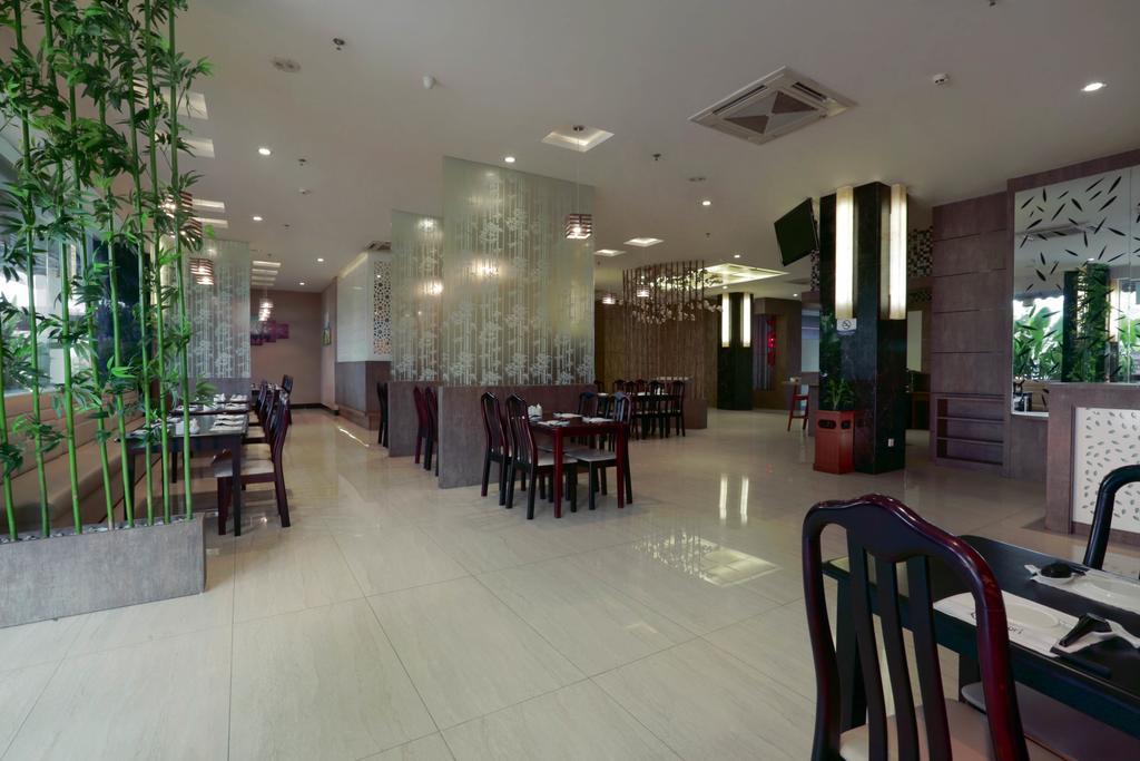 Aston Karimun City Hotel Tanjung Balai Karimun Buitenkant foto